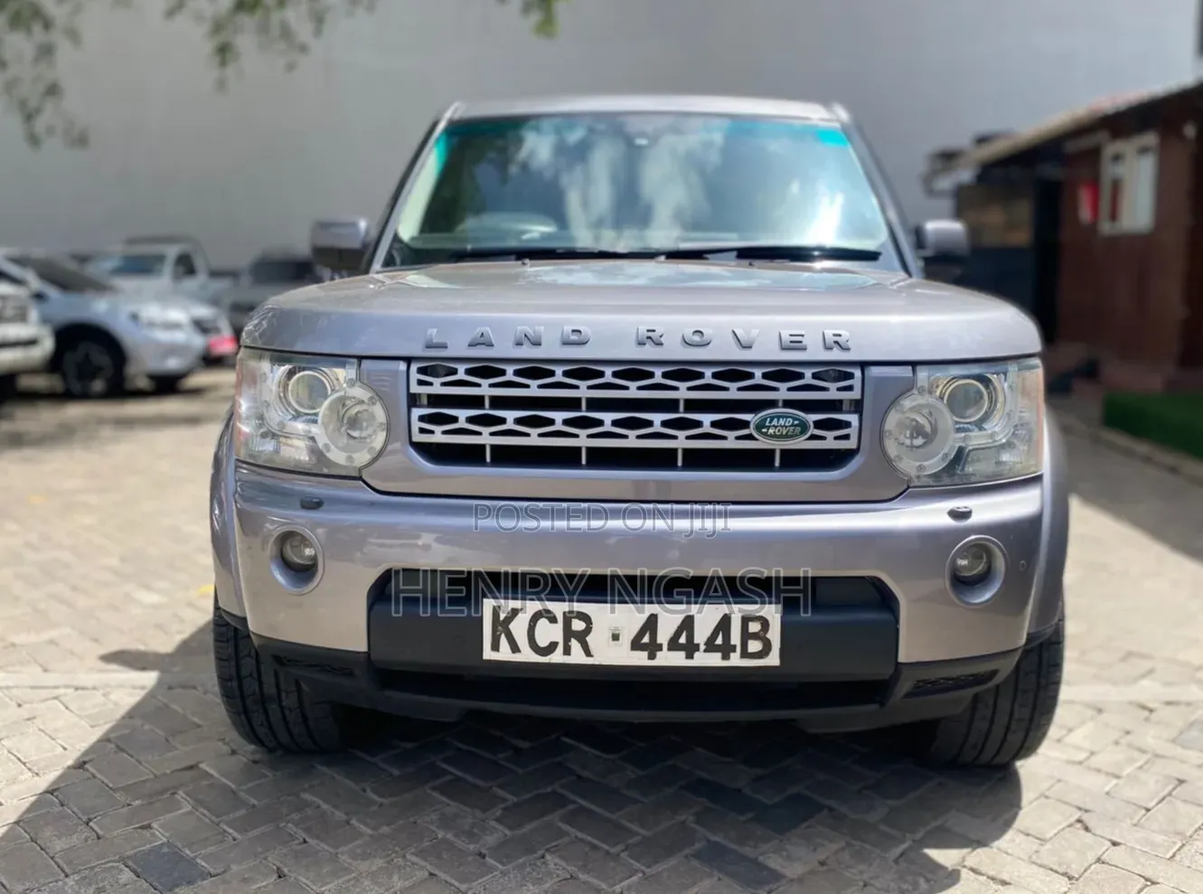 Land Rover Discovery 2011 Gray