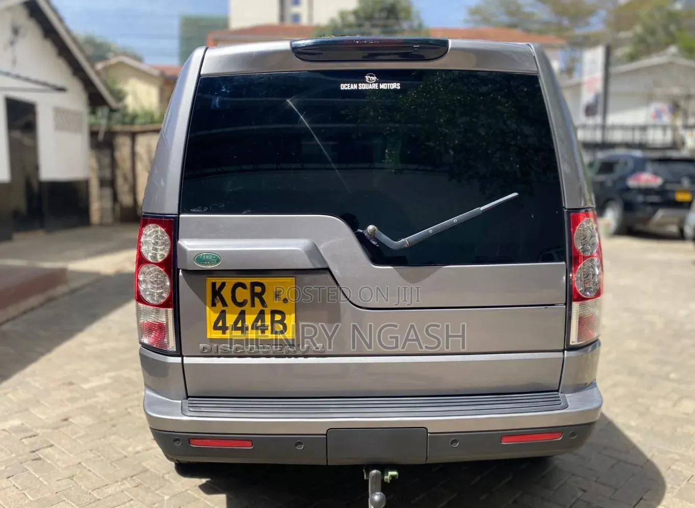 Land Rover Discovery 2011 Gray