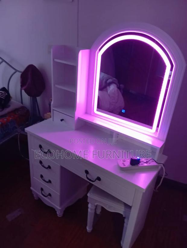 Dressing Table With Lighted Mirror - main view
