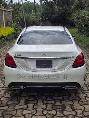 Mercedes-Benz C200 2020 White