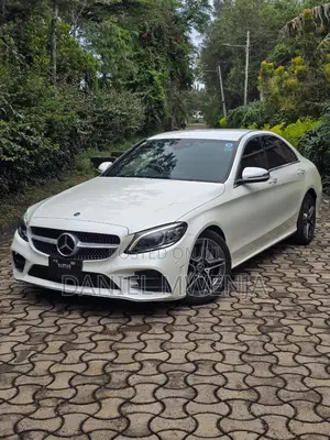 Mercedes-Benz C200 2020 White