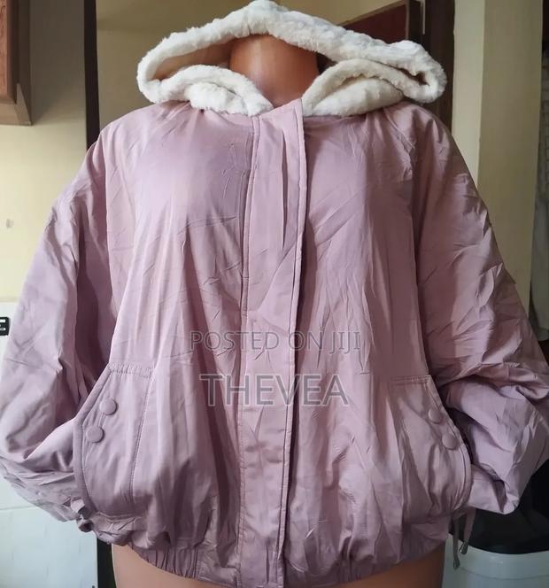 Women Fashion Jacket With Furry Hood - thumbnail 2