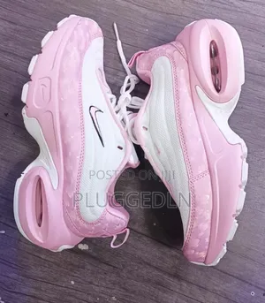 Nike Air Max Portal Sneaker in Pink