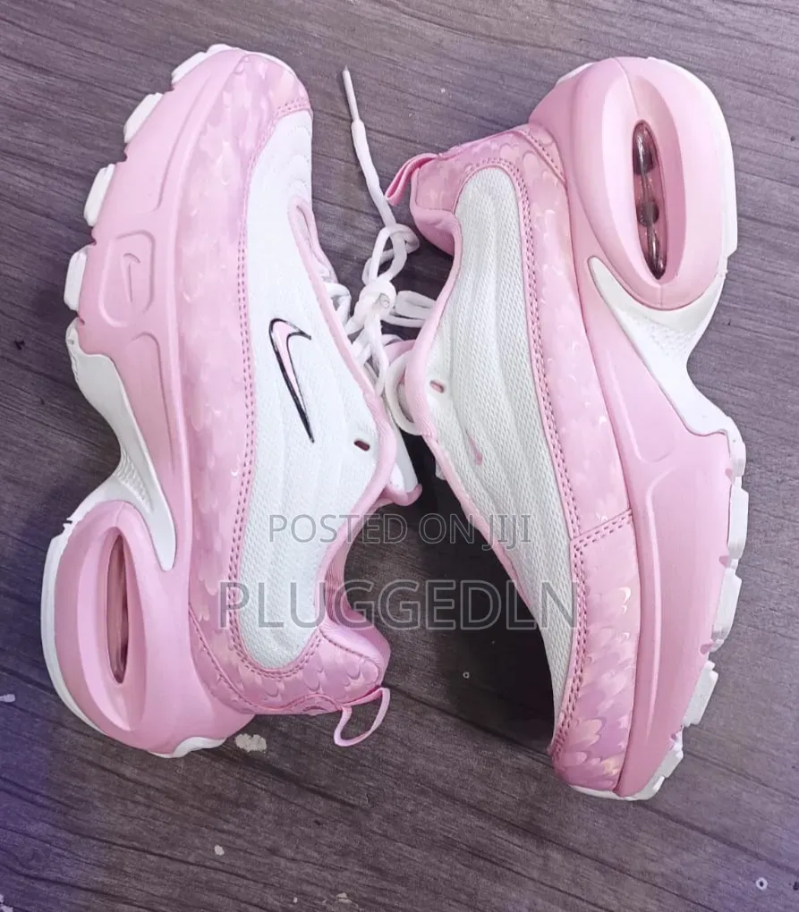 Nike Air Max Portal Sneaker in Pink