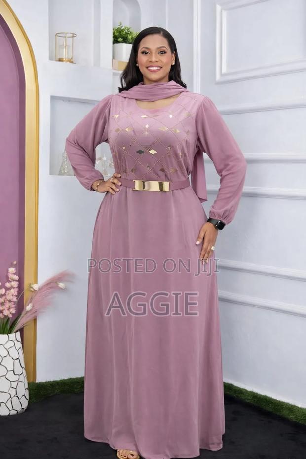 Ladies Clothes - thumbnail 3