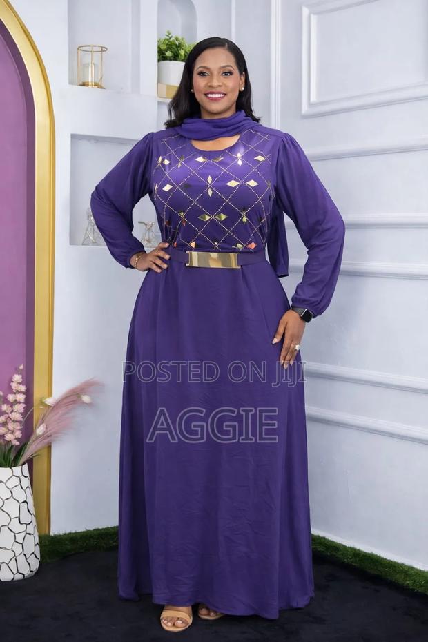 Ladies Clothes - thumbnail 4