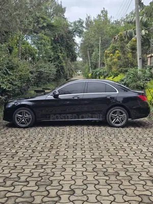 Mercedes-Benz C200 2020 Black