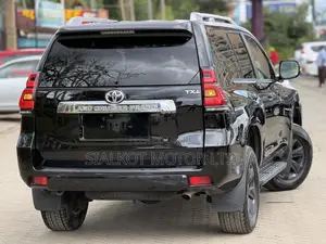 Toyota Land Cruiser Prado 2.8 2019 Black