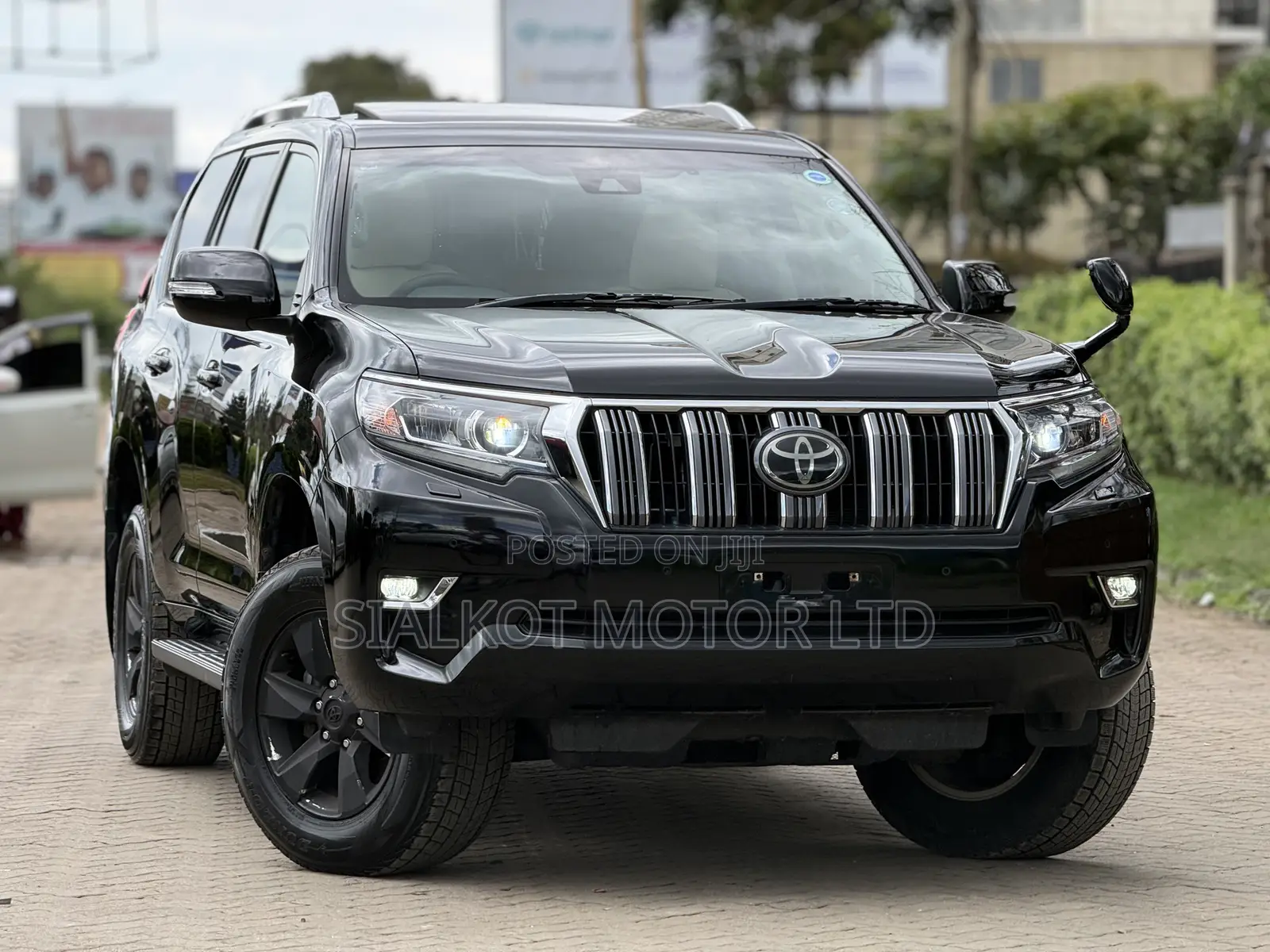 Toyota Land Cruiser Prado 2.8 2019 Black