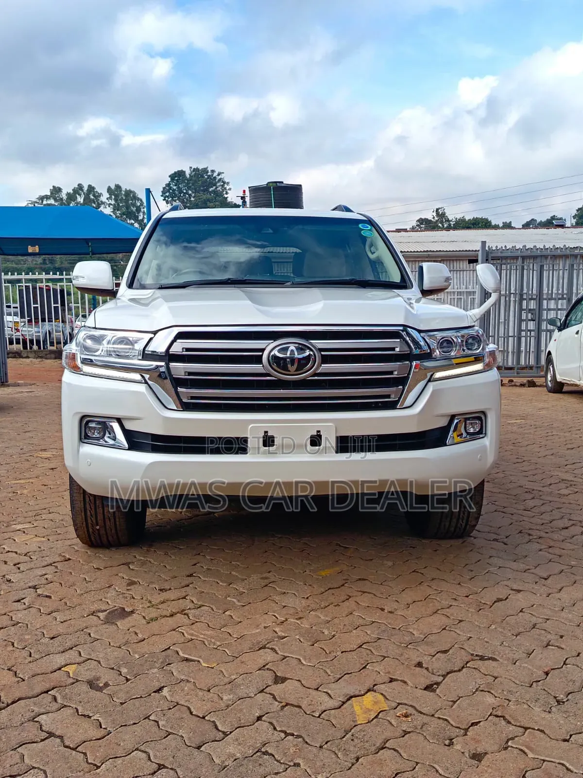 Toyota Land Cruiser 2020 White