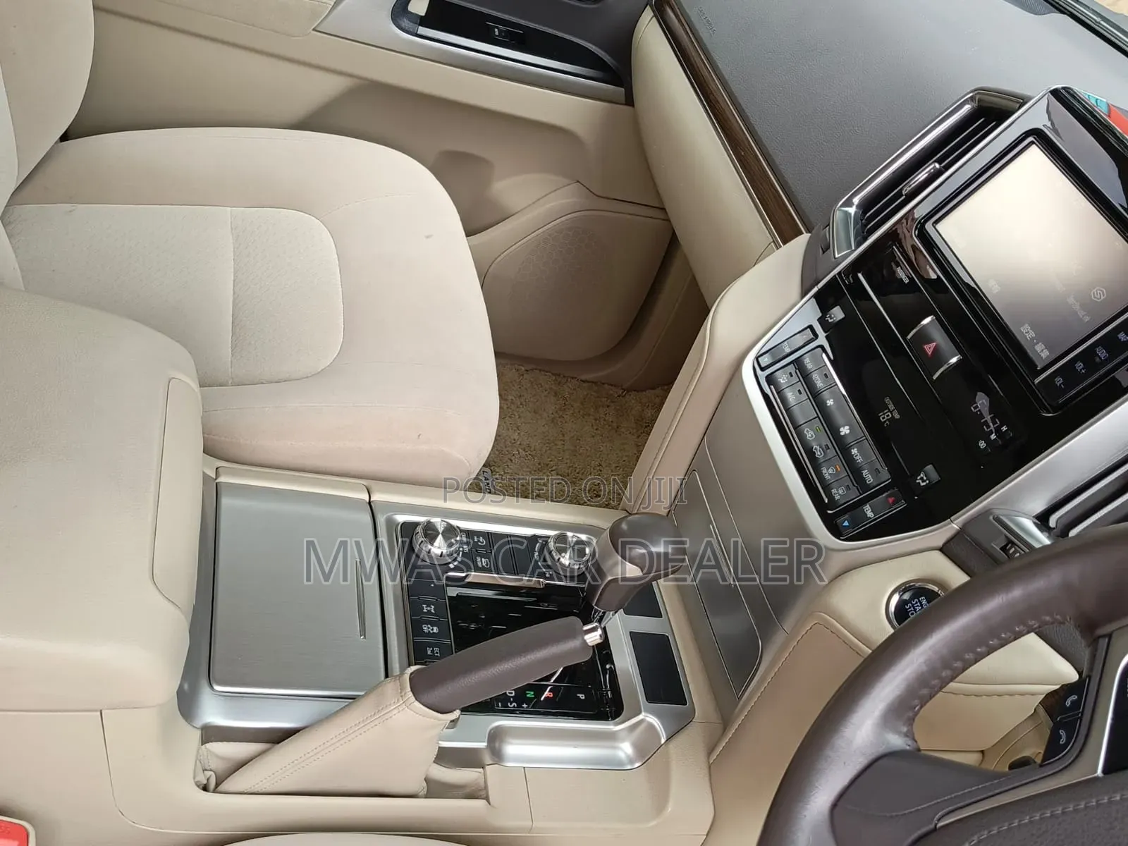 Toyota Land Cruiser 2020 White