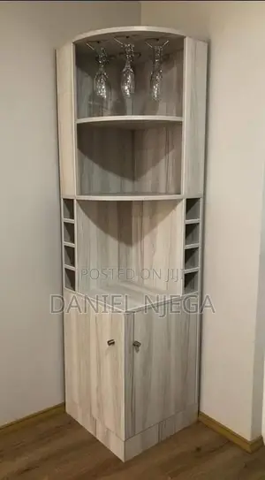Corner Stand