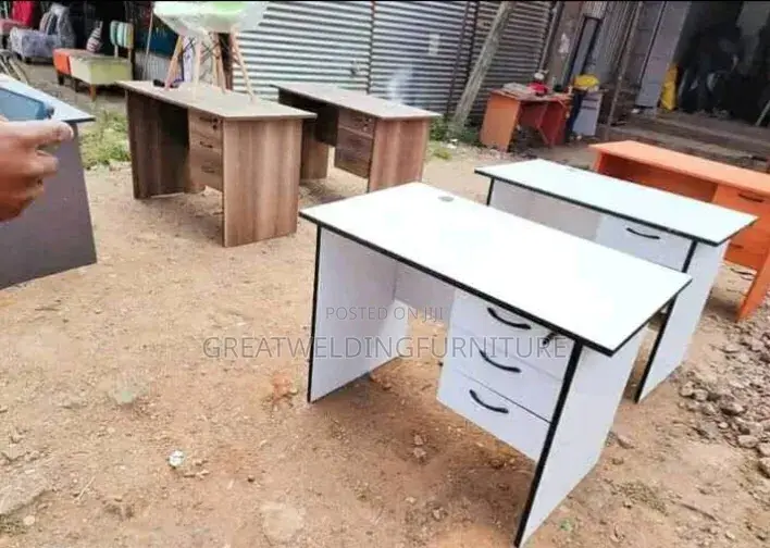 1m by 1m Adjustable Office Desk