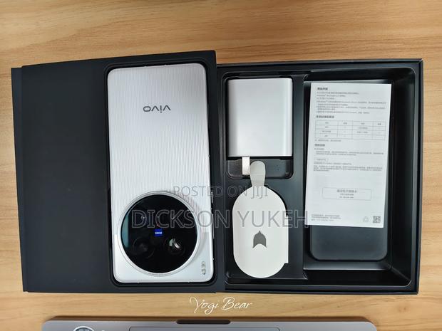 New Vivo X200 Ultra 512 GB Silver