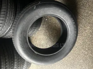 215/65r16 Maxtrek