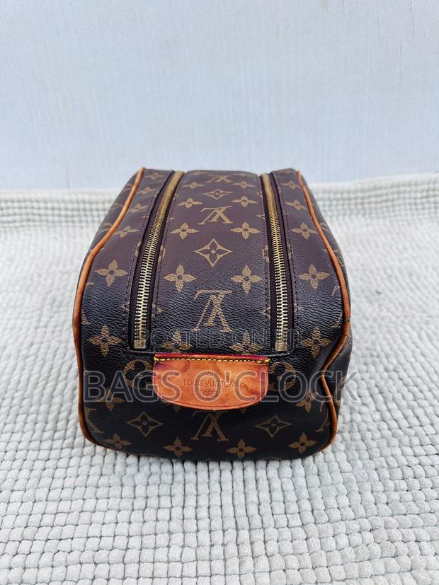 Louis Vuitton Monogram King Size Toiletry Pouch / Dopp Kit