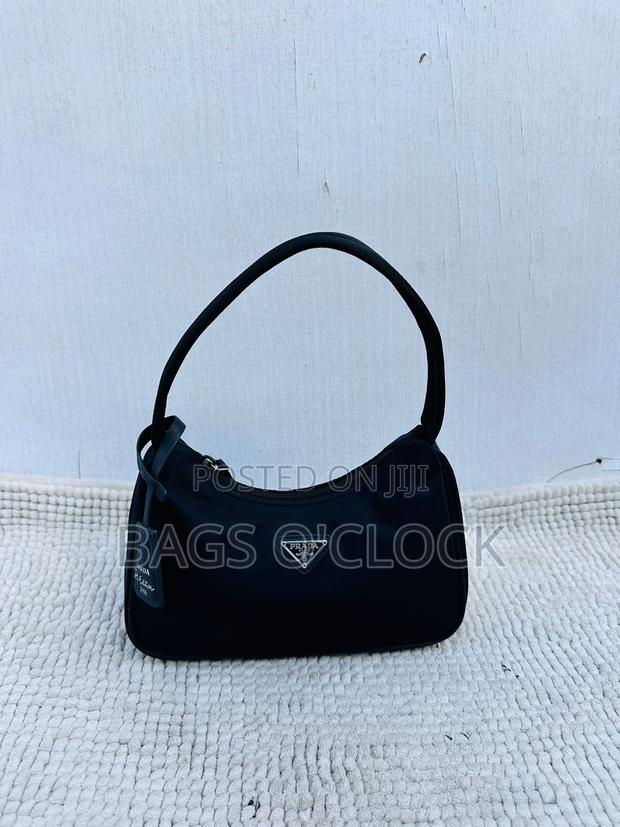 Prada Re-Edition 2000 Nylon Mini-Bag - Black (Pre-Owned)