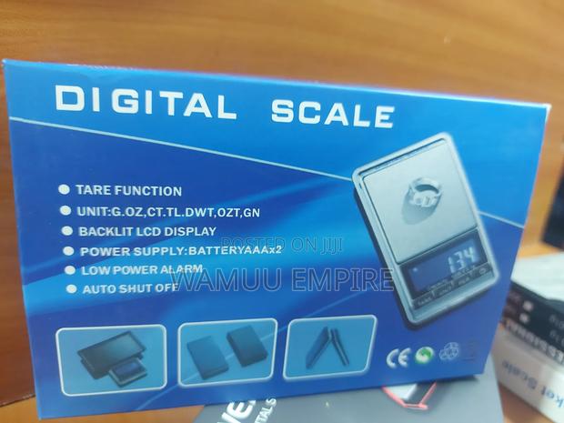 Compact Digital Pocket Scale