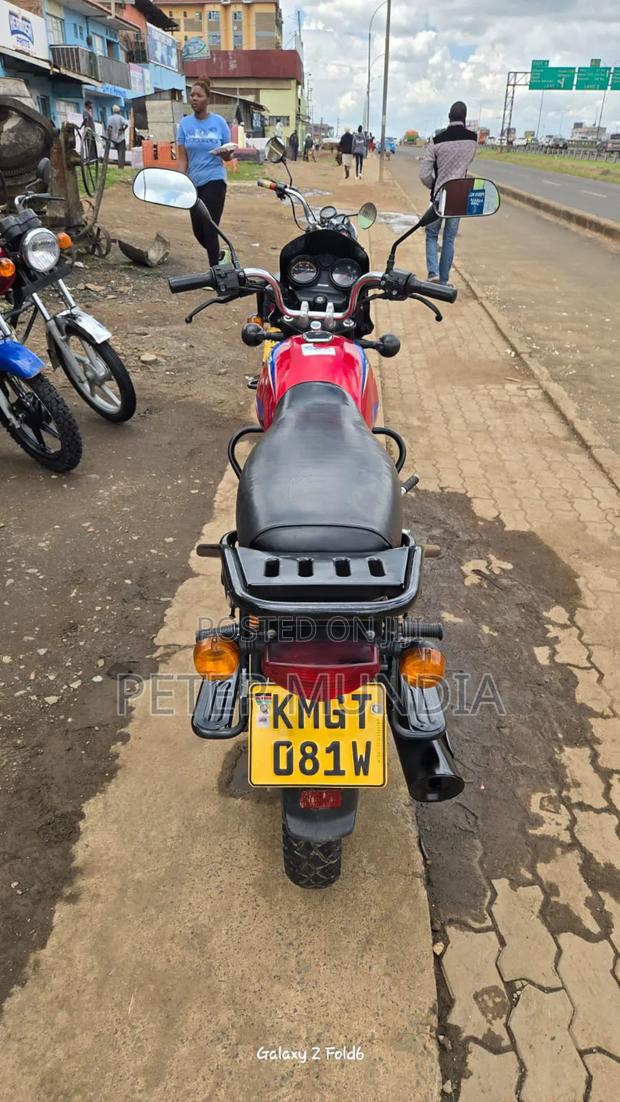 Bajaj Boxer 2024 Red - thumbnail 2