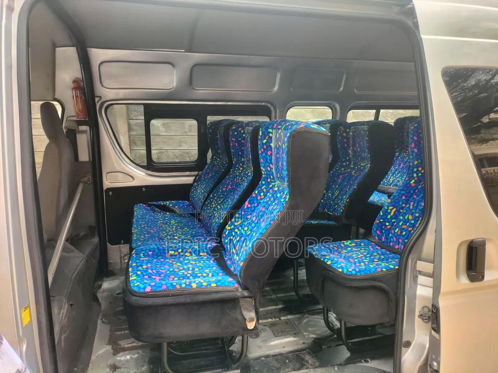 Toyota Grand HiAce 2016 Silver