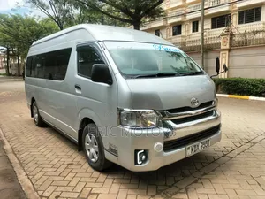 Toyota Grand HiAce 2016 Silver