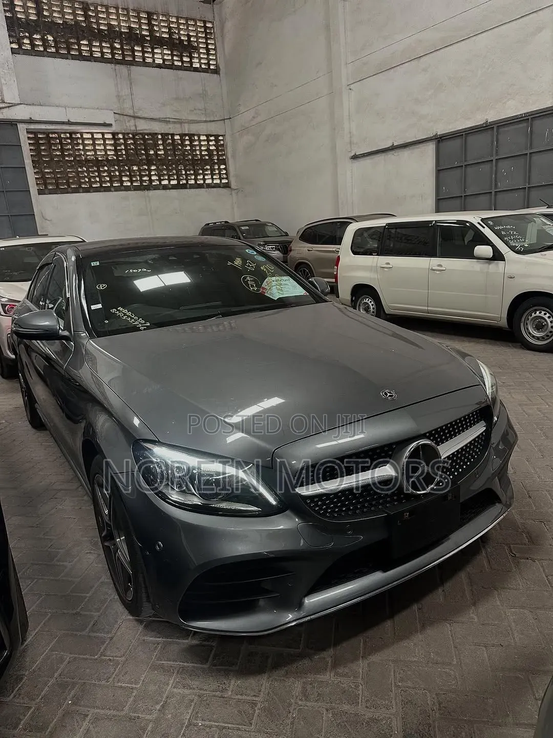Mercedes-Benz C200 2020 Matt Black