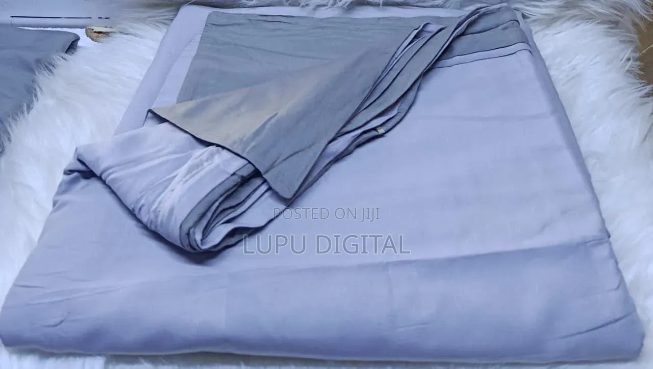 *Quality Plain Coloured, Double Sided Cotton Duvet Cover Set