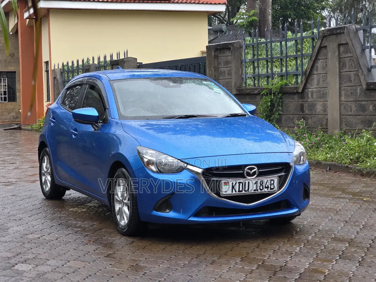 Mazda Demio 2018 Blue