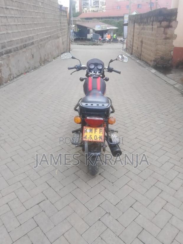 Bajaj Boxer 150 UG 2022 Red