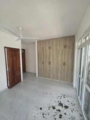 3bdrm Penthouse in Mombasa, Mtwapa for sale
