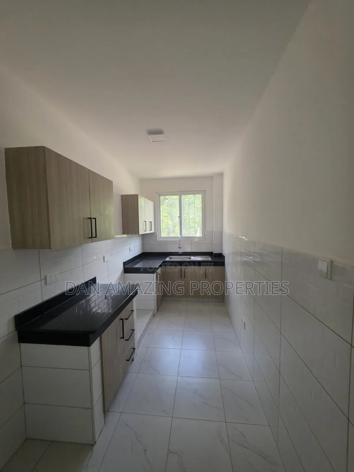 3bdrm Penthouse in Mombasa, Mtwapa for sale