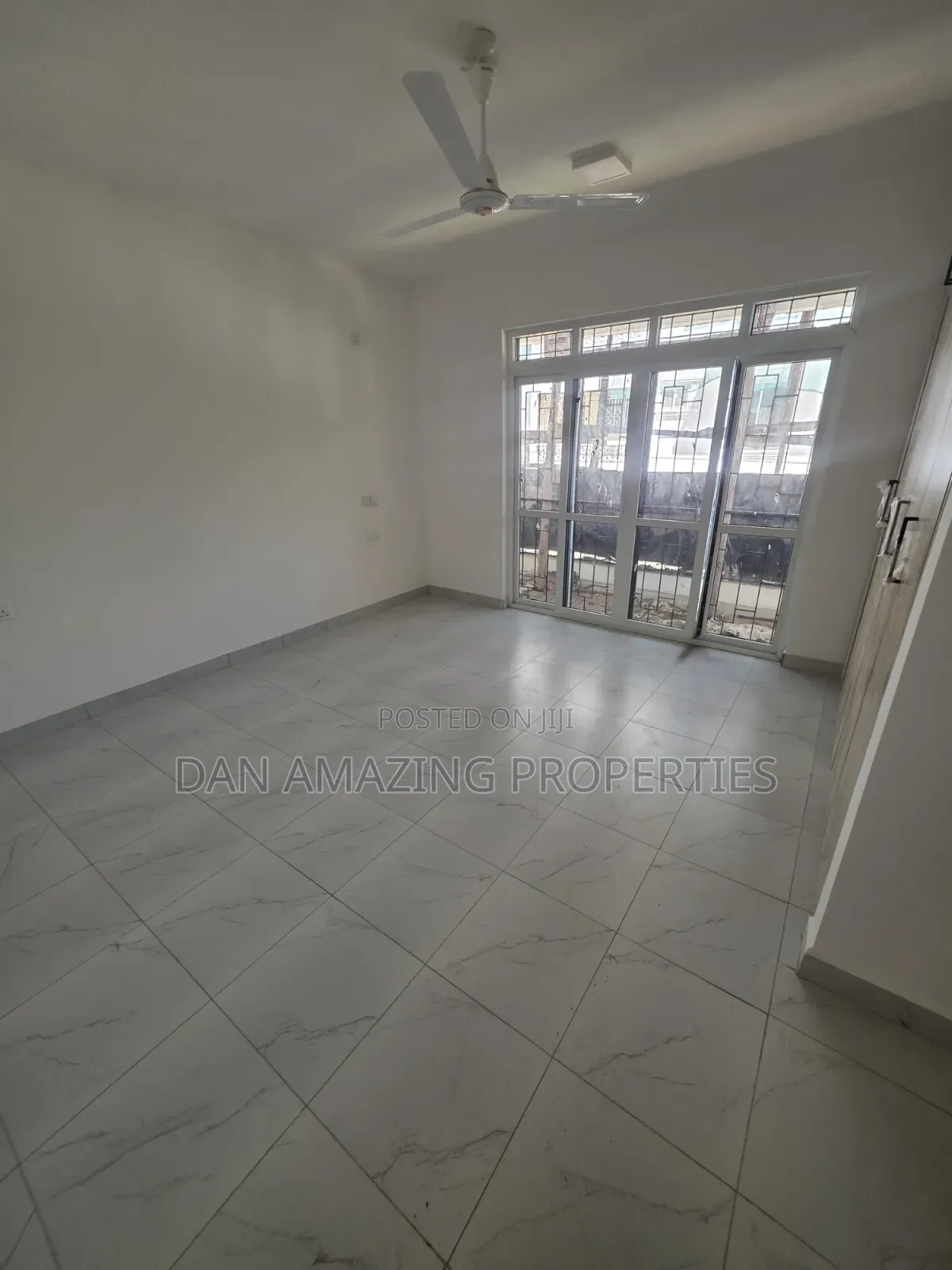 3bdrm Penthouse in Mombasa, Mtwapa for sale