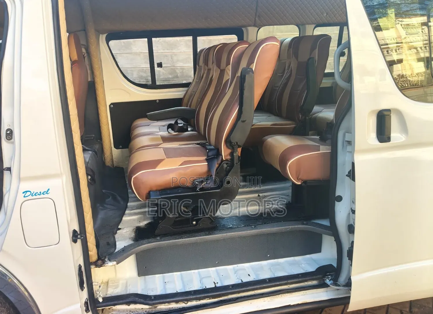 Toyota Grand HiAce 2017 White
