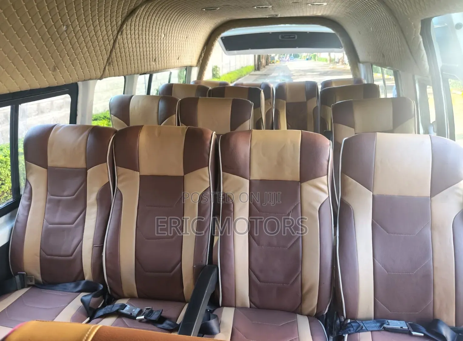 Toyota Grand HiAce 2017 White