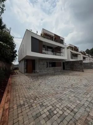 4bdrm House in Kiambu Rd, Runda for sale