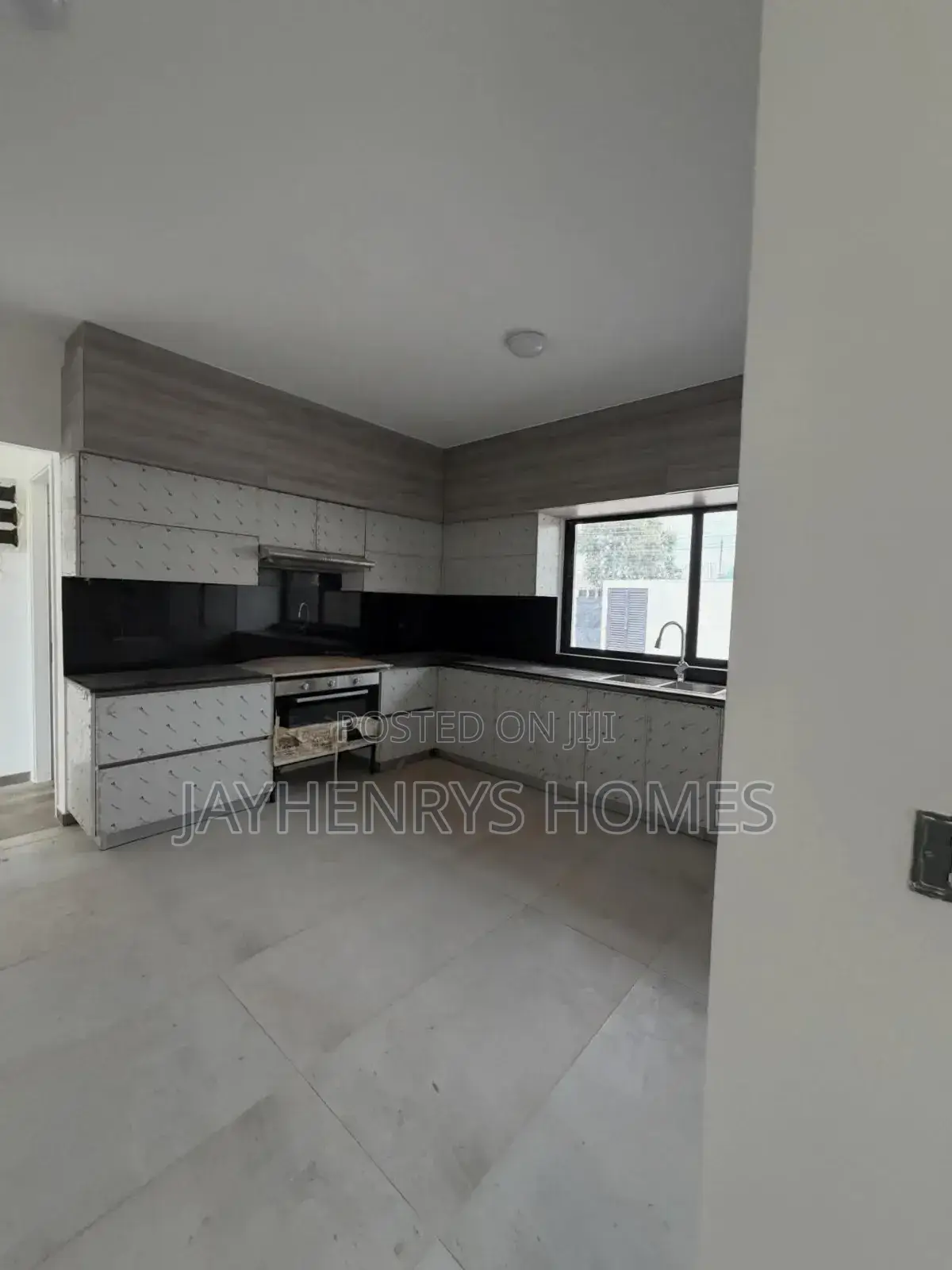 4bdrm House in Kiambu Rd, Runda for sale