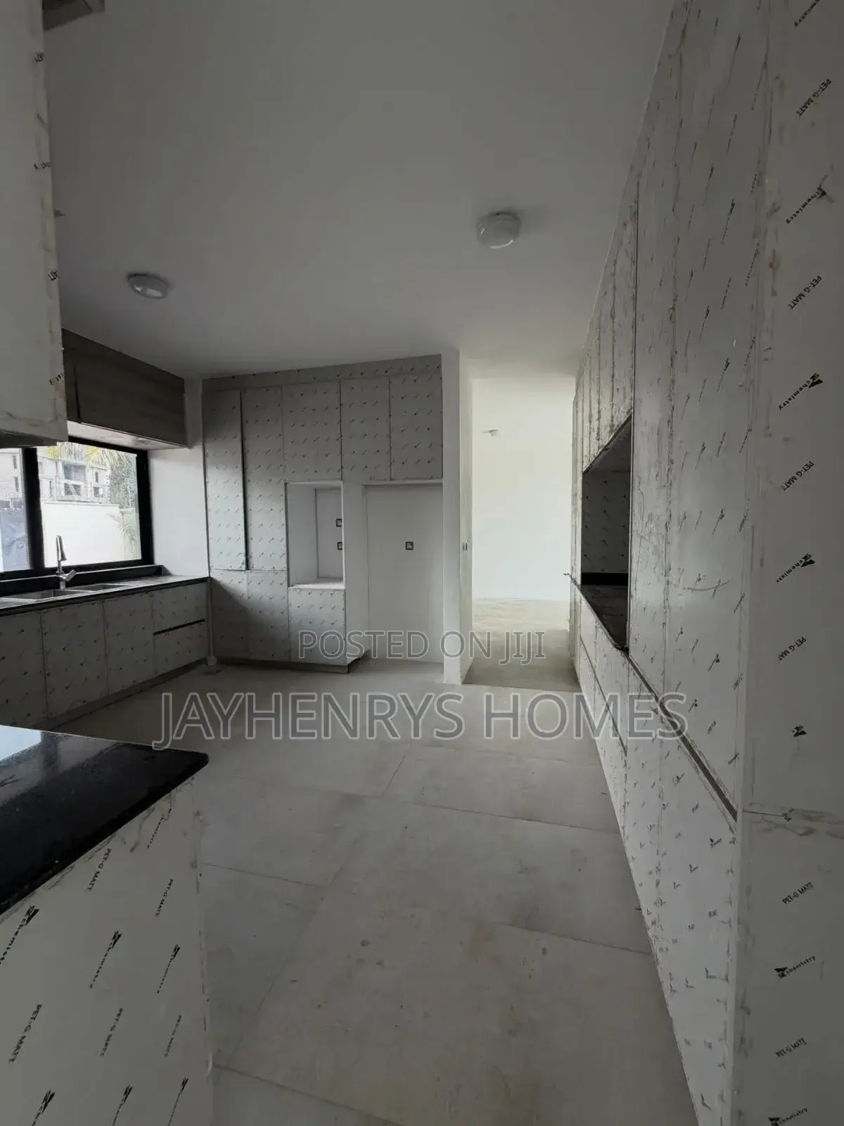 4bdrm House in Kiambu Rd, Runda for sale
