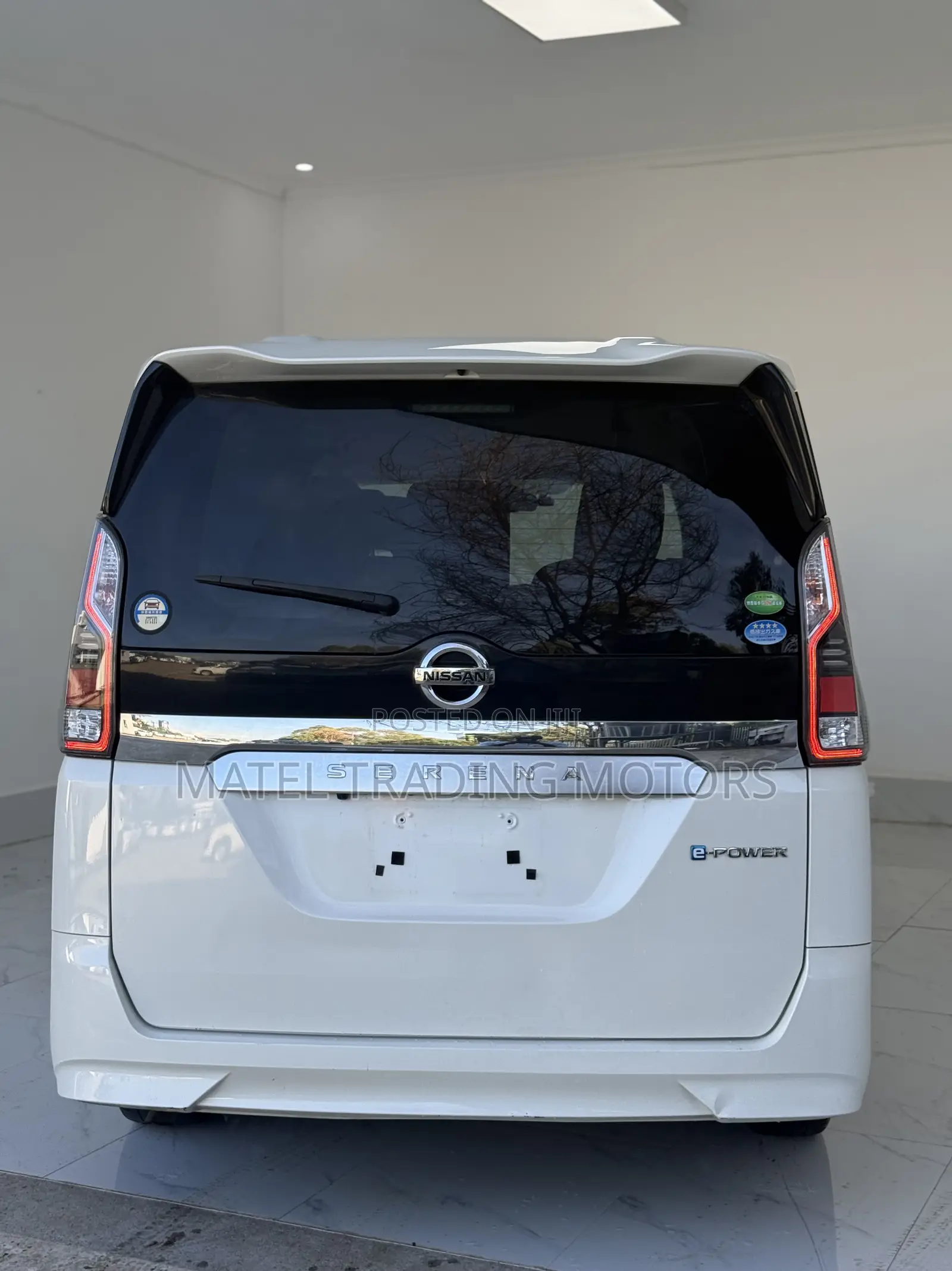 Nissan Serena 2019 White
