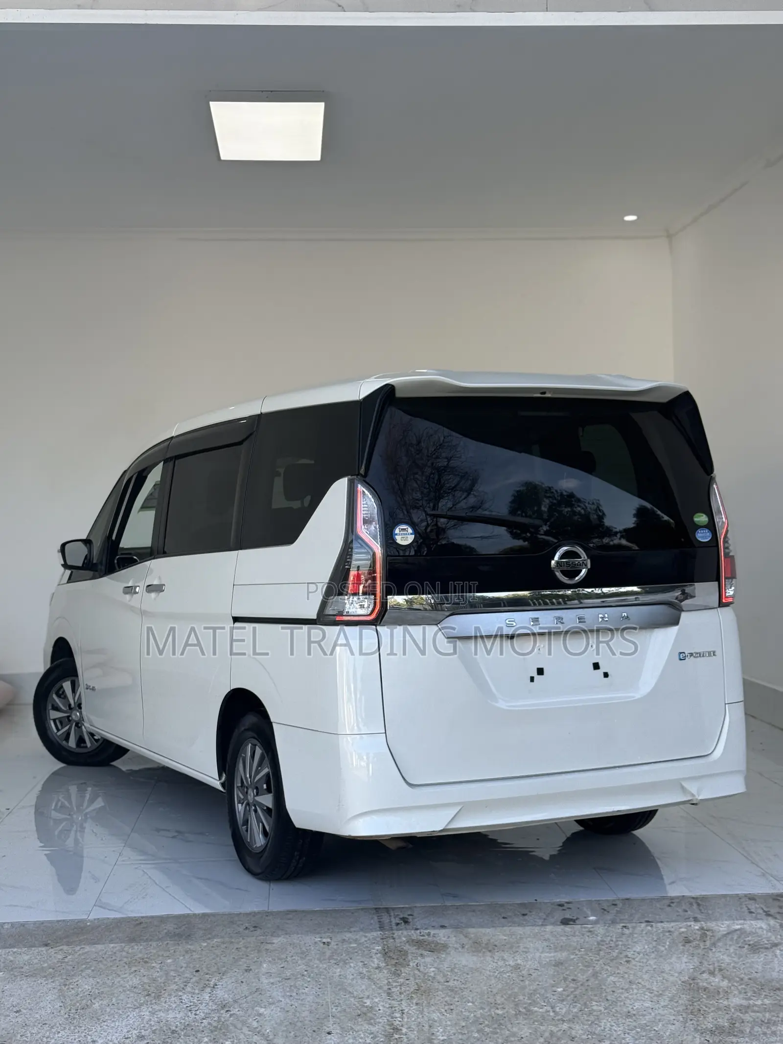 Nissan Serena 2019 White