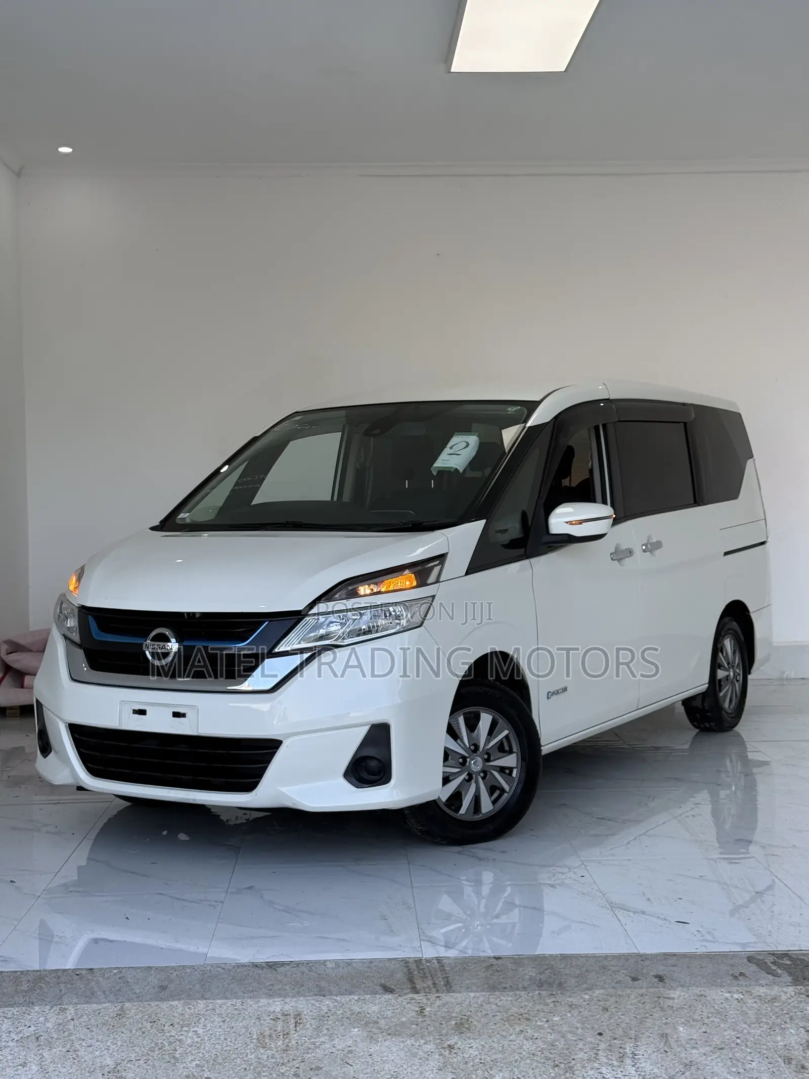 Nissan Serena 2019 White