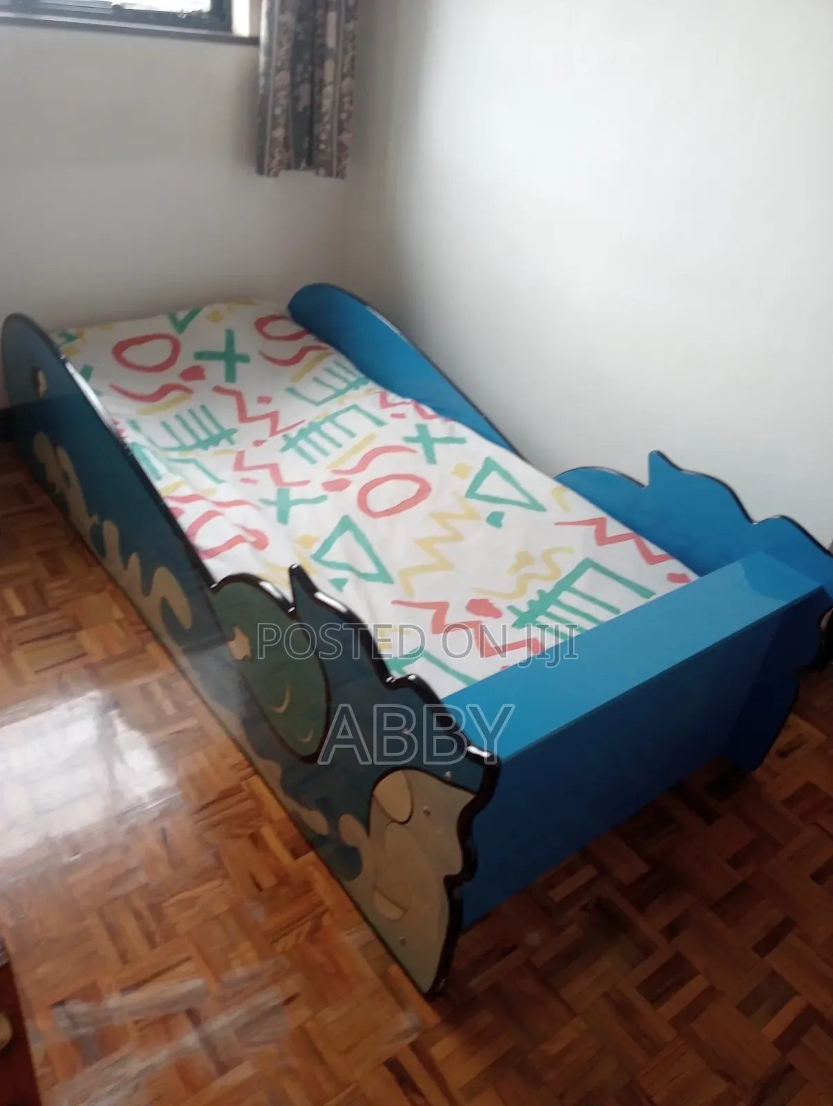 Children's Dolphin Bed