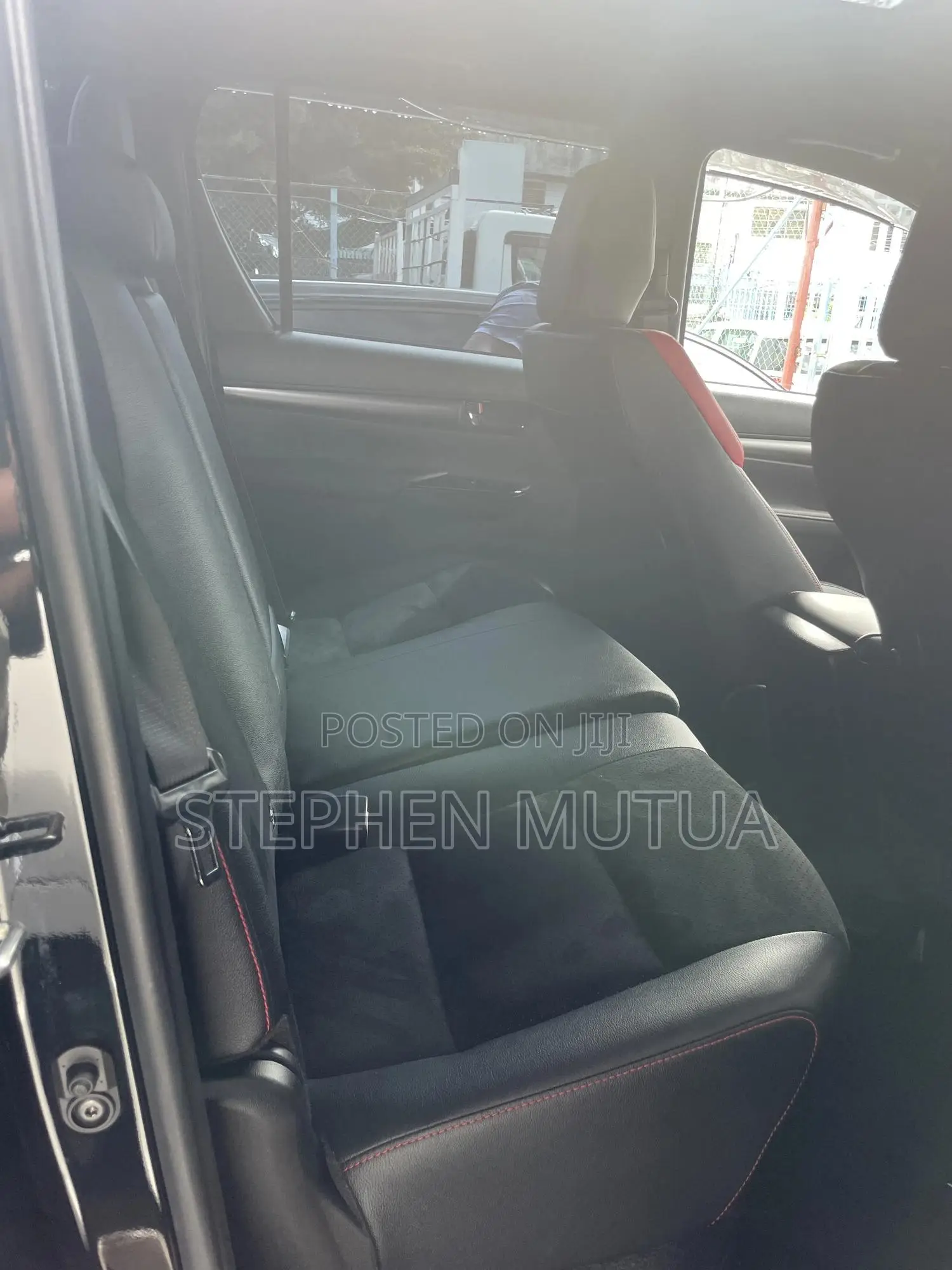 Toyota Hilux Revo Double Cab Deisel 2.4 AWD 2022 Black