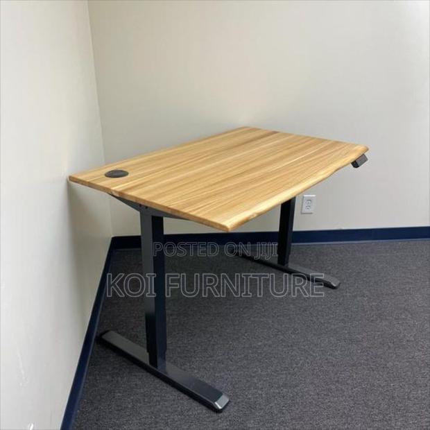 Office Desk; 1200mm B900b Electric Adjustable Desk - thumbnail 3