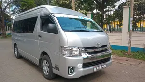 Toyota HiAce 2018 Silver