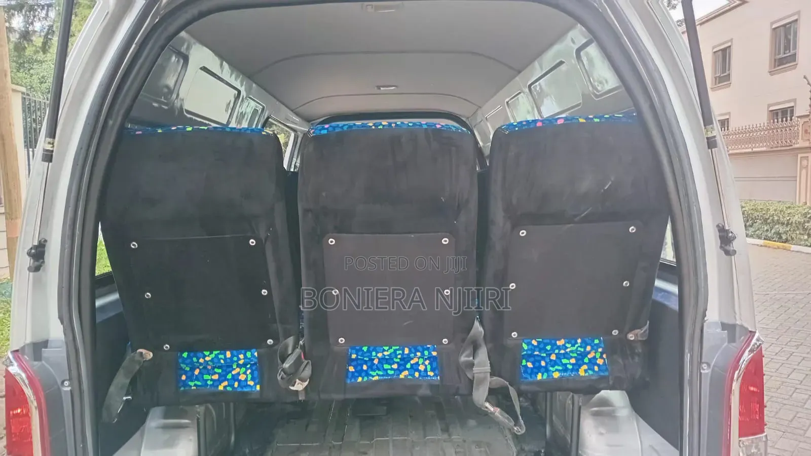 Toyota HiAce 2018 Silver