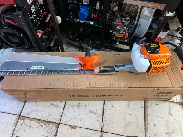 Wasp Petrol Powered Hedge Trimmer - thumbnail 2