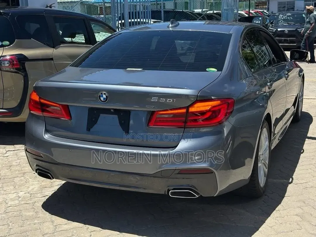 BMW 530i 2021 Blue