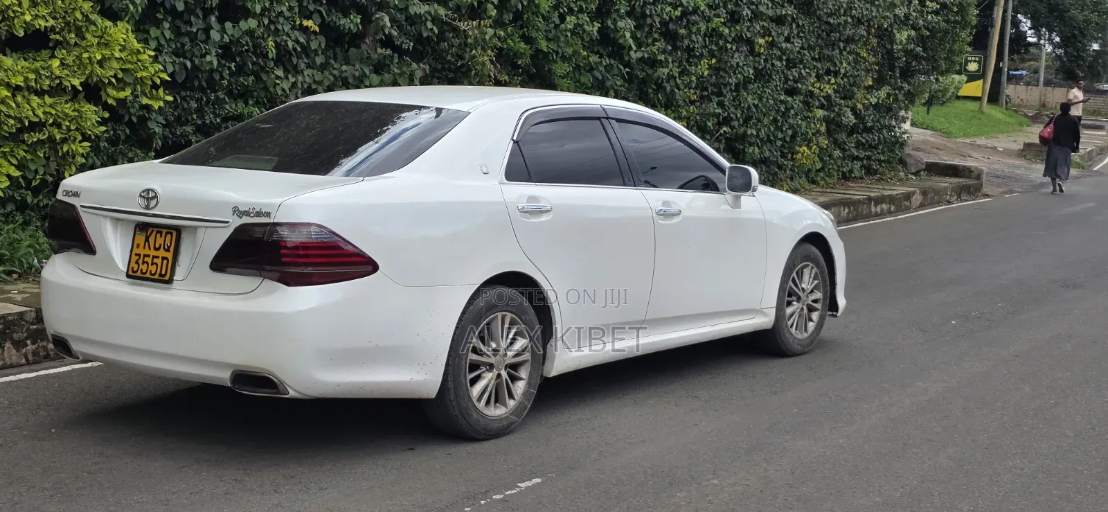 Toyota Crown 2012 White