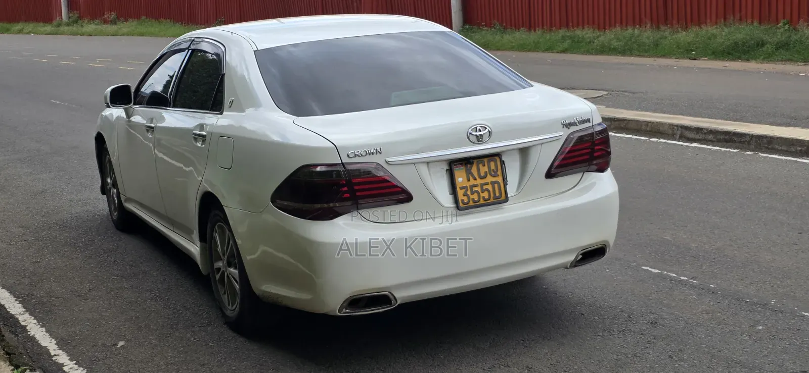 Toyota Crown 2012 White