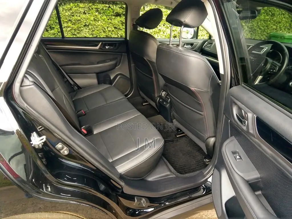 Subaru Outback 2.5i Premium AWD 2017 Black